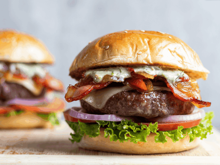 🍔 Take our Poll: Best Hamburgers in Town! 🍔